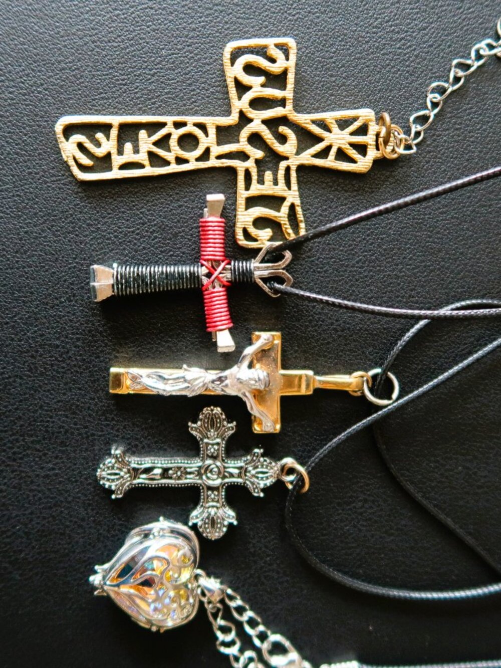 Jesus Cross and Crystal Heart Pendant DIY Bundle 5PC Christian Religious Jewelry
